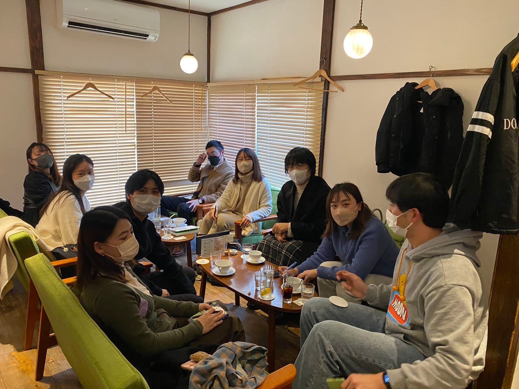 Reading circle in session